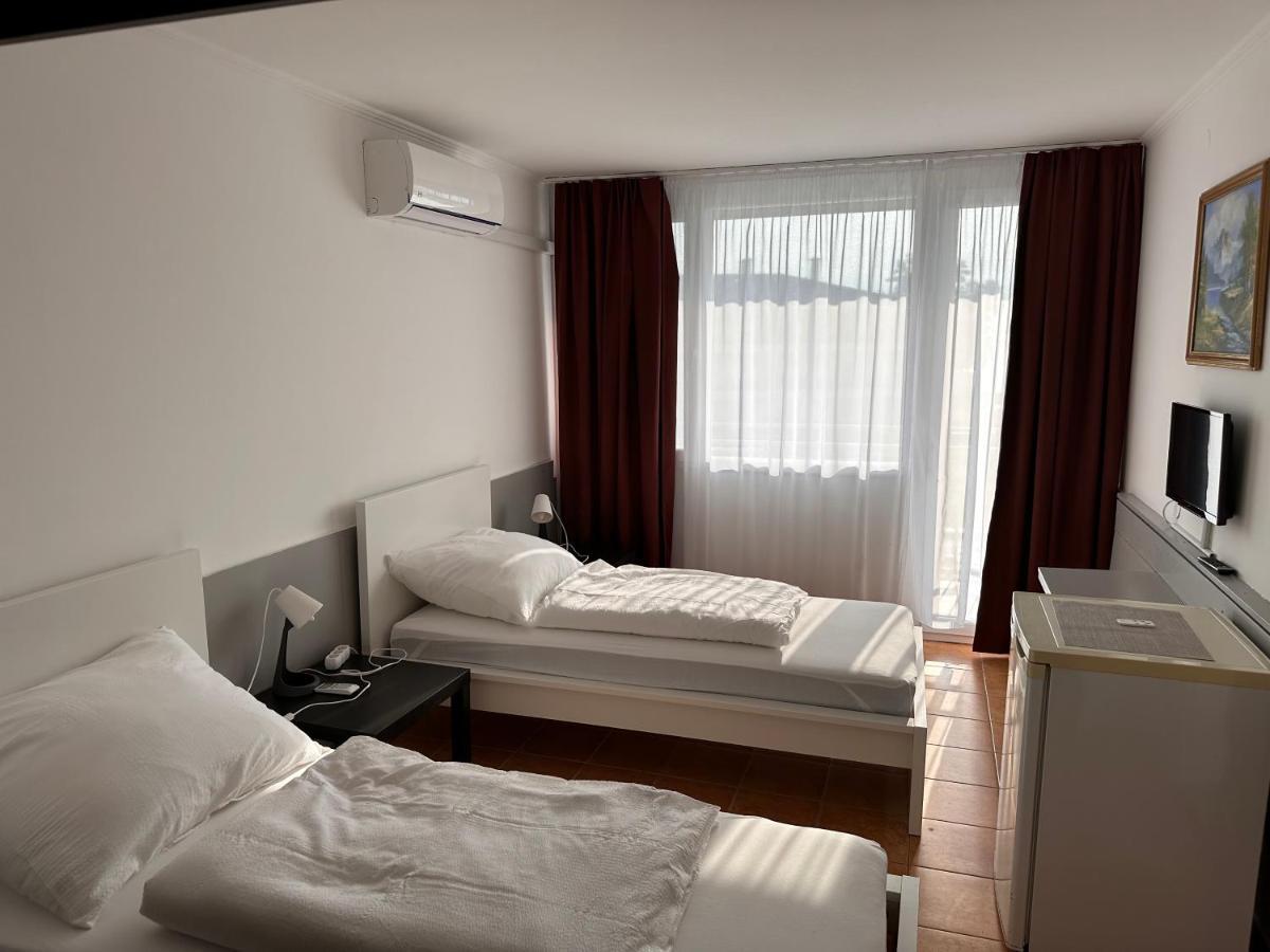 Part Hotel Siófok Buitenkant foto