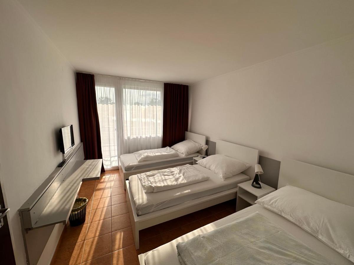 Part Hotel Siófok Buitenkant foto