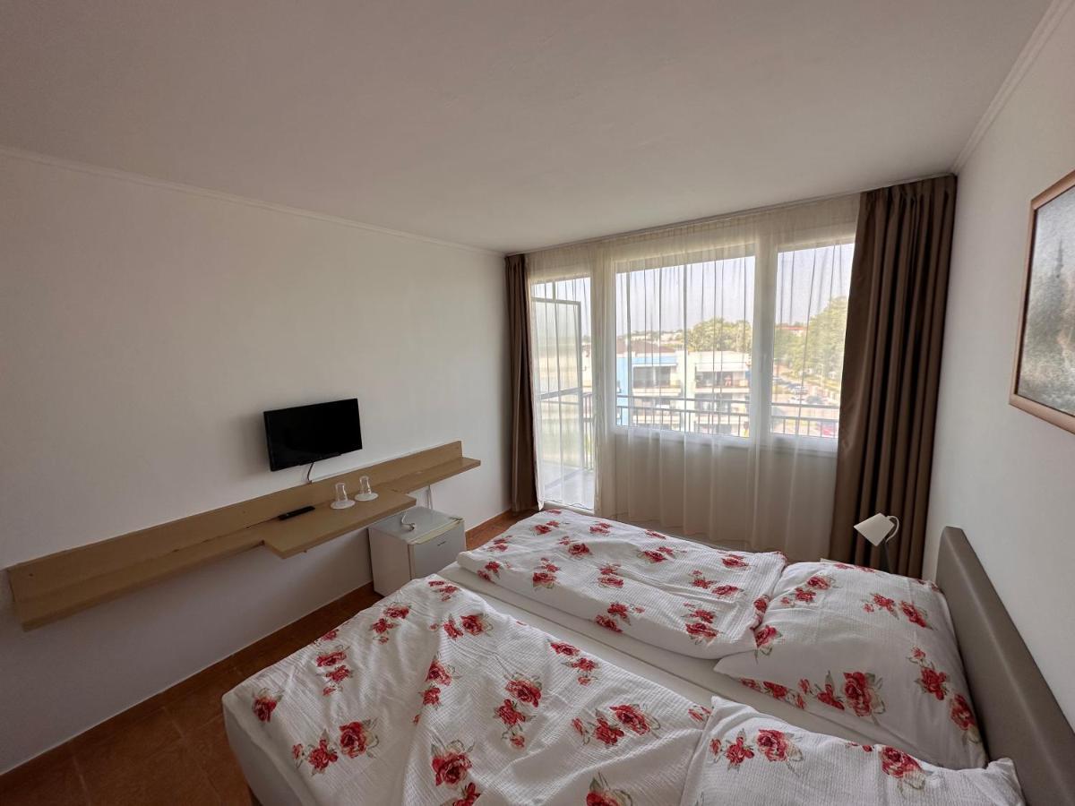 Part Hotel Siófok Buitenkant foto