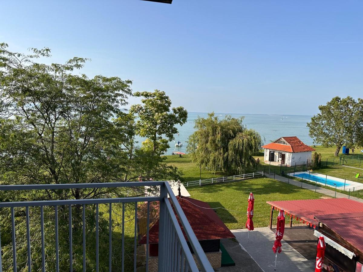 Part Hotel Siófok Buitenkant foto