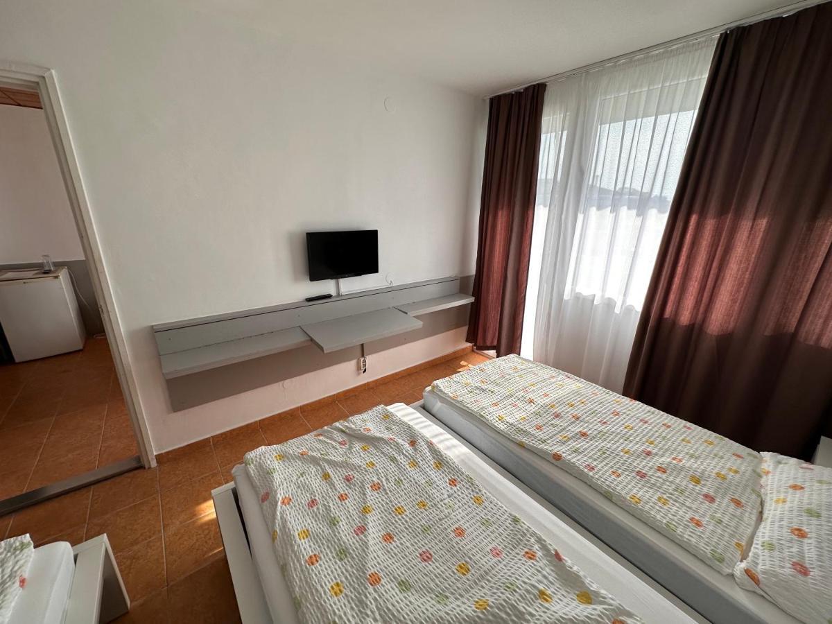 Part Hotel Siófok Buitenkant foto