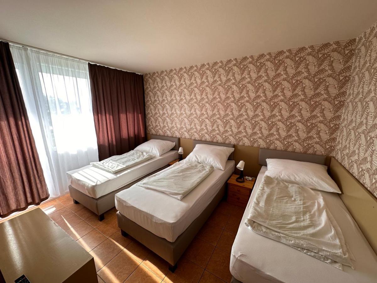 Part Hotel Siófok Buitenkant foto
