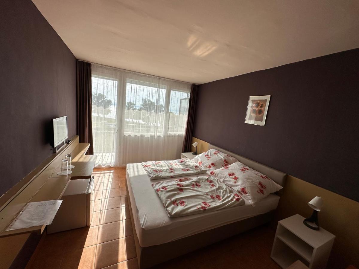 Part Hotel Siófok Buitenkant foto