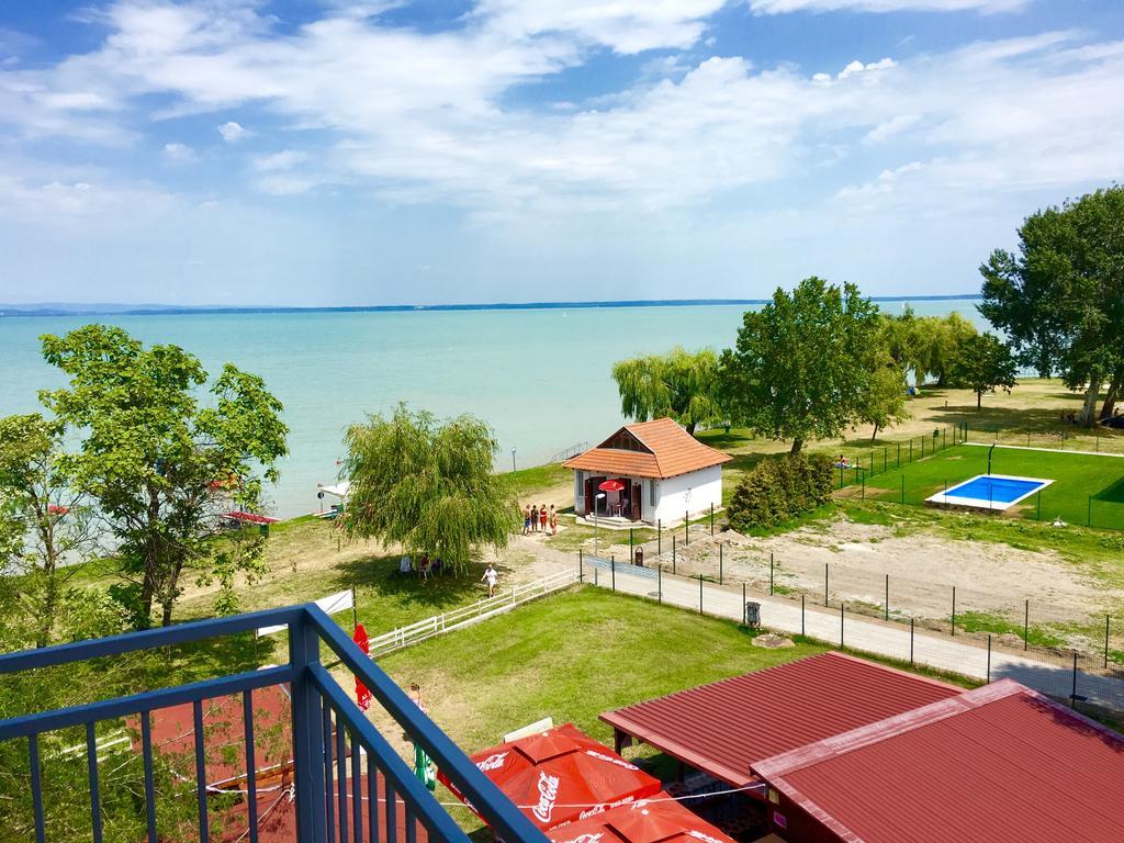 Part Hotel Siófok Buitenkant foto