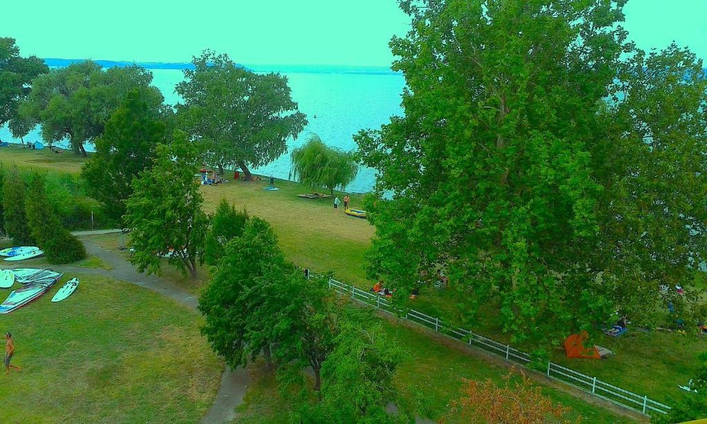 Part Hotel Siófok Buitenkant foto