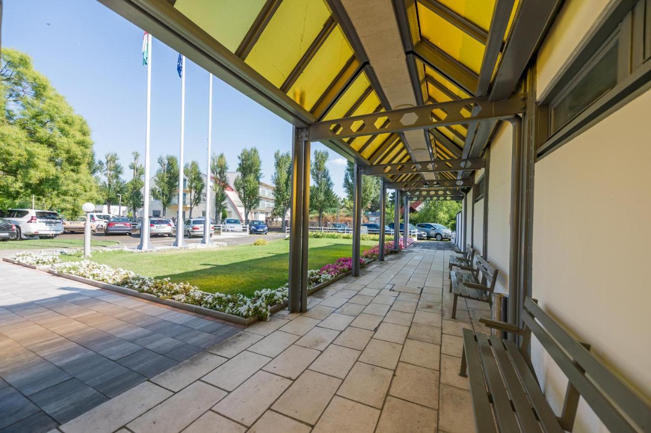 Part Hotel Siófok Buitenkant foto